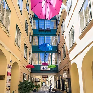 Mercure Grand Biedermeier **** Bécs