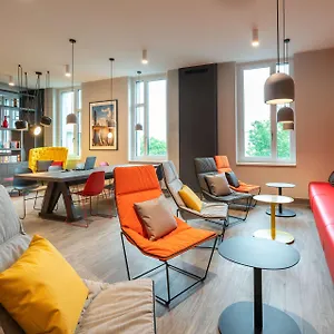 Hotel Campanile South