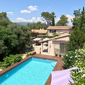Couette-café La Salamandre En Provence 
