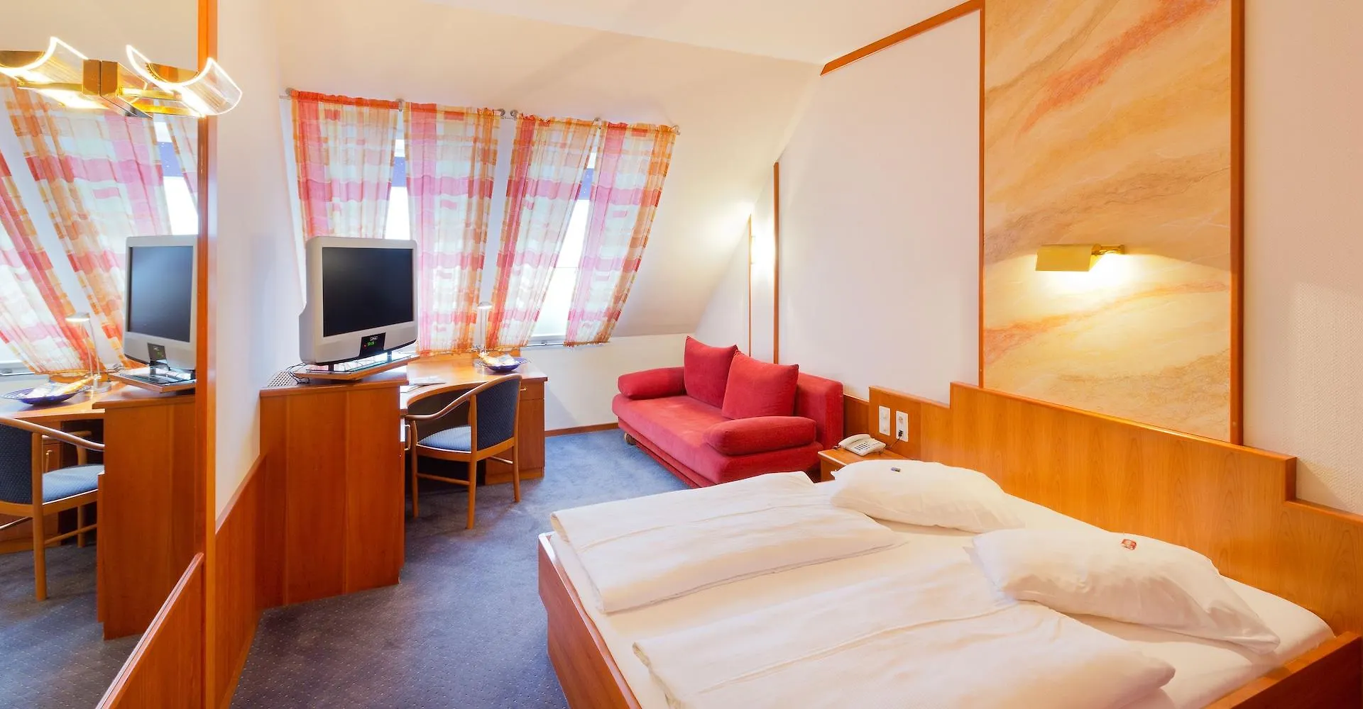 **** Отель Vienna Sporthotel Австрия