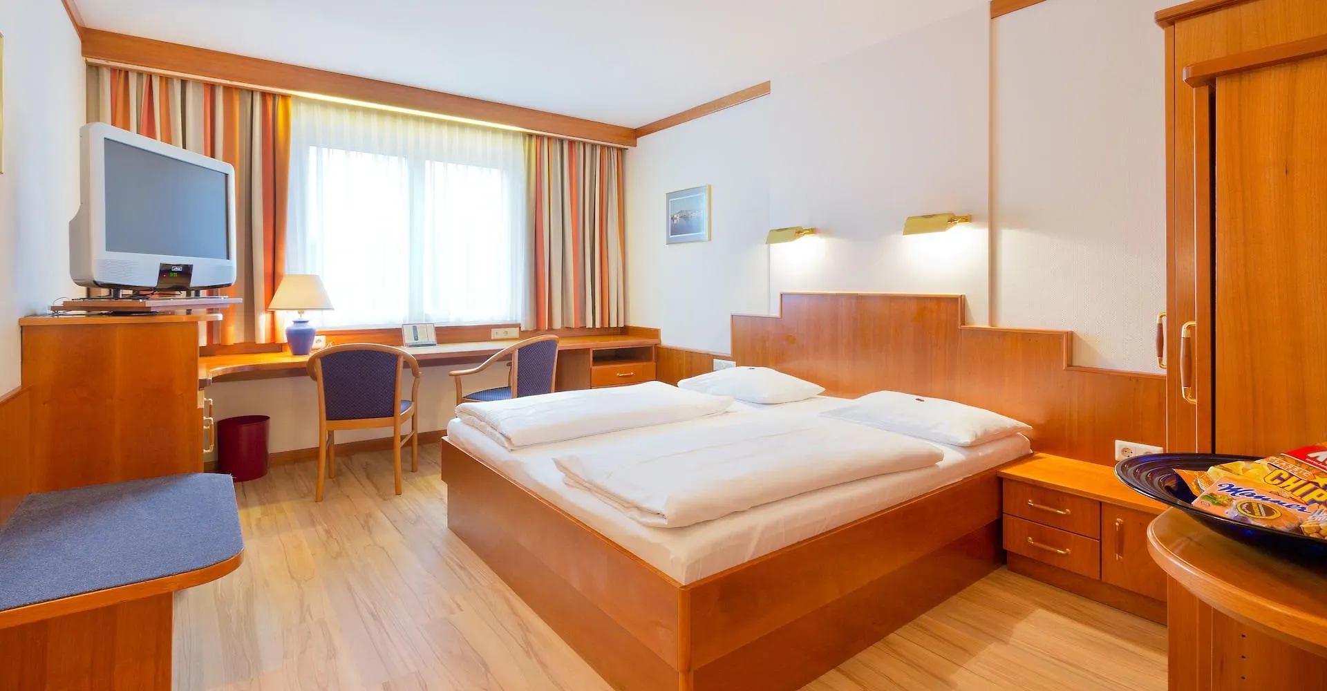 Vienna Sporthotel 4*,
