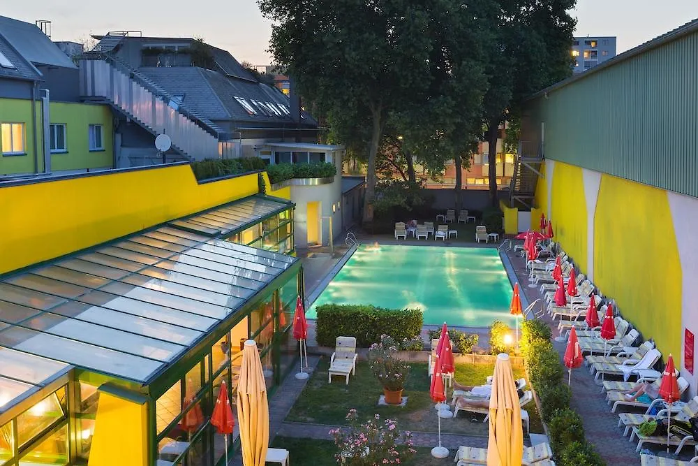 Vienna Sporthotel Hotel