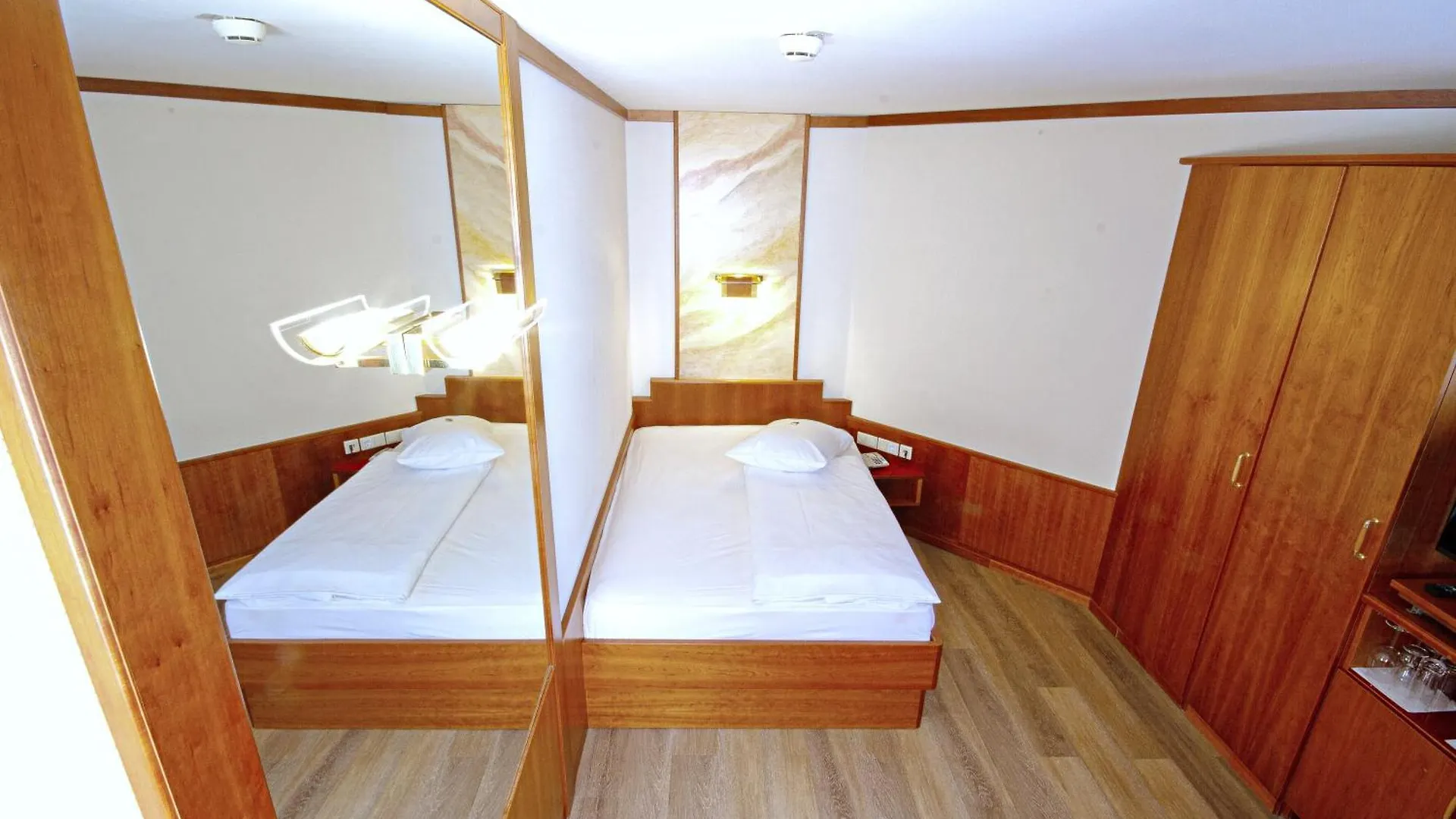 **** Hotel Vienna Sporthotel Austria